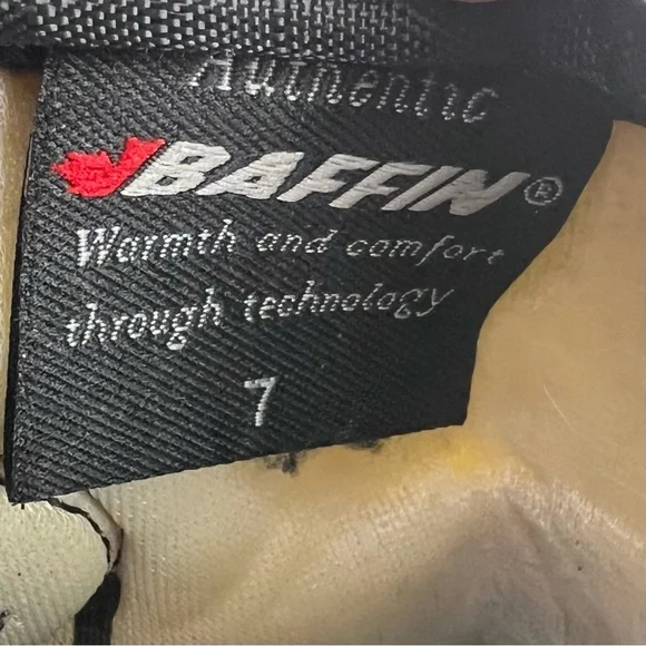 Baffin Kids Black and Yellow Winter Boots - Picture 10 of 10